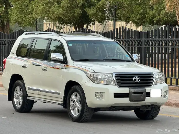 تويوتا لاندكروزر GXR 2015 8