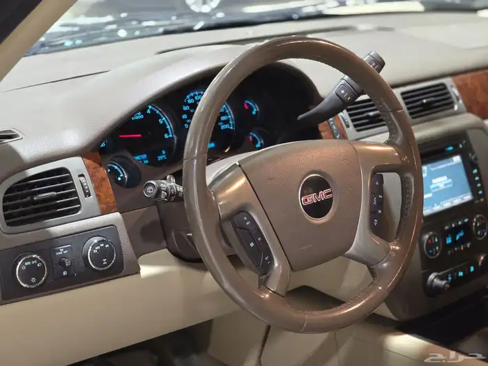 جمس يوكن LTZ موديل 2010 بحالة الوكالة 16