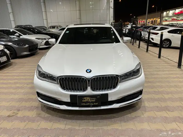 بي ام دبليو 730 موديل 2019 فل كامل نظيفة جدا 1