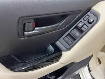 تويوتا لاند كروزر GXR2025 نص فل خليجي (بنزين)3.5L 9