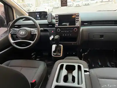 هيونداي هوندايي ستارين موديل 2025 40