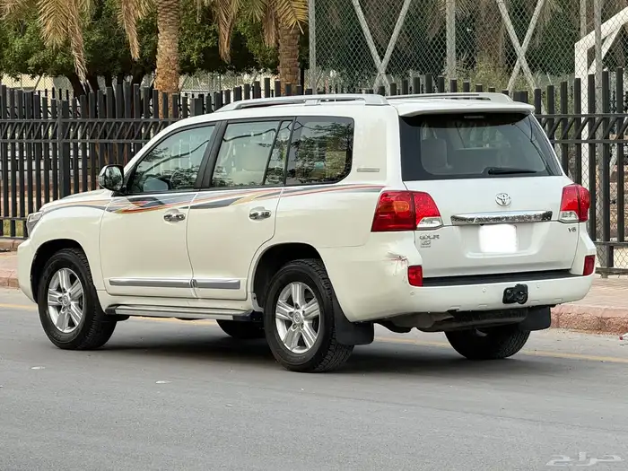 تويوتا لاندكروزر GXR 2015 6