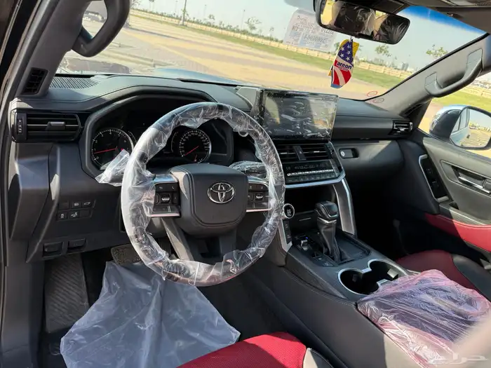 جيب VXR2022 فل الفل برجكتر خليجي وارد البريمي بلد 10
