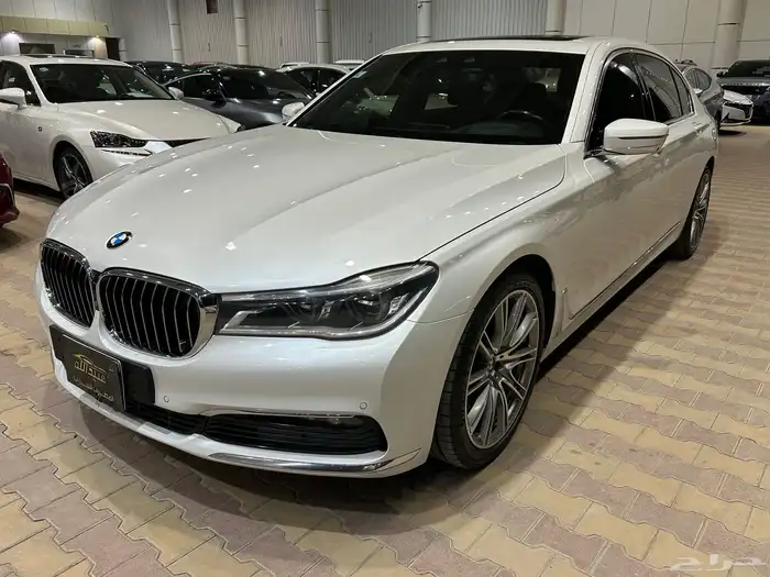 بي ام دبليو 730 موديل 2019 فل كامل نظيفة جدا 3