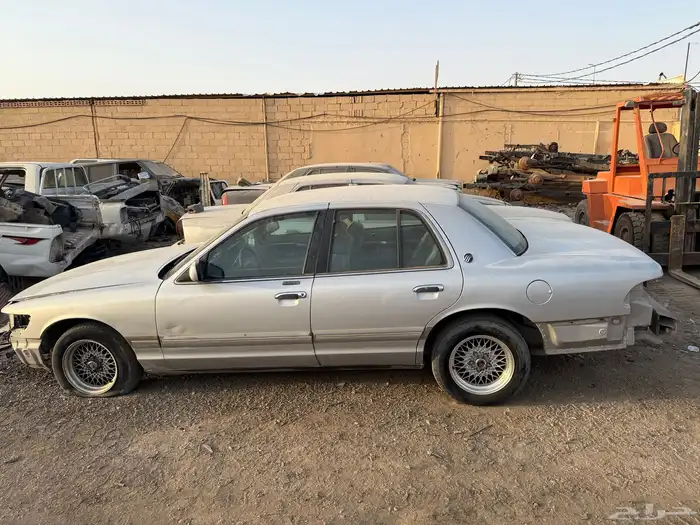 فورد ماركيز 1996 بيع قطع غيار فقط تشليح 0
