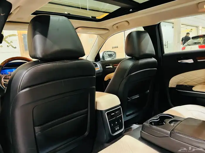 كرايزلر 2017 C300 V6 بحاله الوكاله ماشاء الله 12