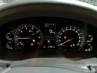 للبيع جيب جي اكس ار 2019 تورينق عبداللطيف عداد قليل 41 الف 18
