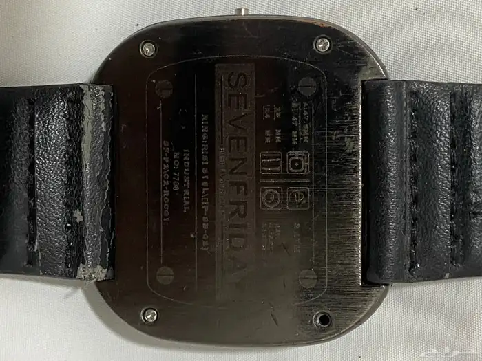 ساعة سفن فرايدي sevenfriday watch 4