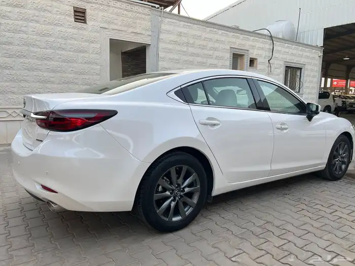 مازدا 6 2023 فل كامل عداد 15.000 فقط لدى قمة الاطلال 8