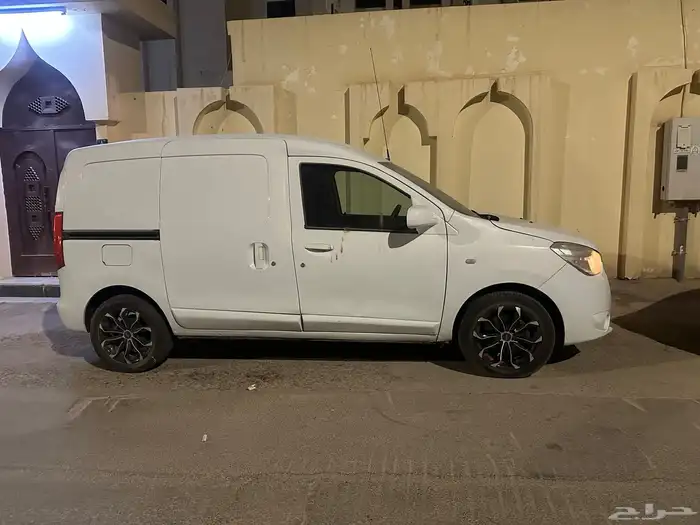 للبيع سيارتين دوكر رينو و سيمبول رينو 1