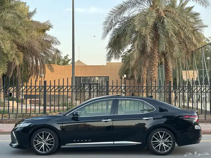 تويوتا كامري موديل 2022 سعودي فل كامل جراندي V6 2