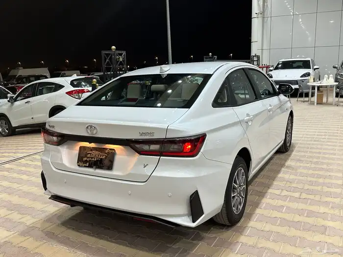 تويوتا يارس موديل 2023 استاندر 24