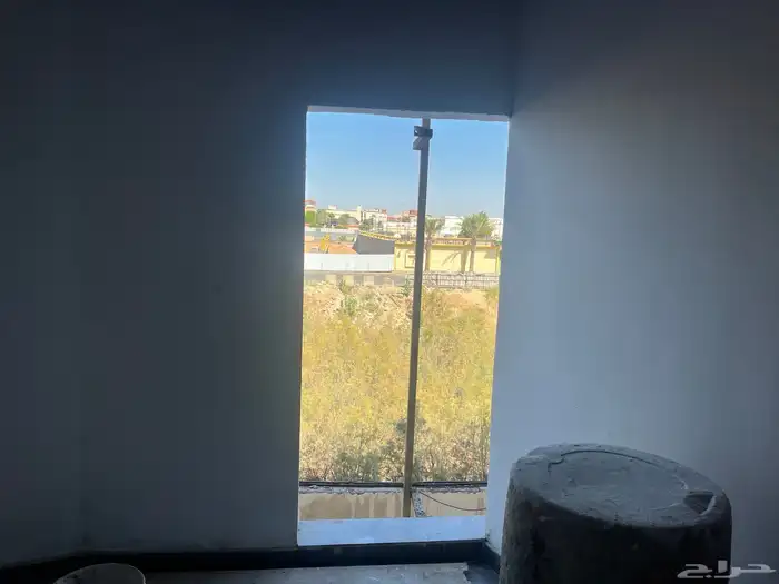 ورشة المنيوم 19