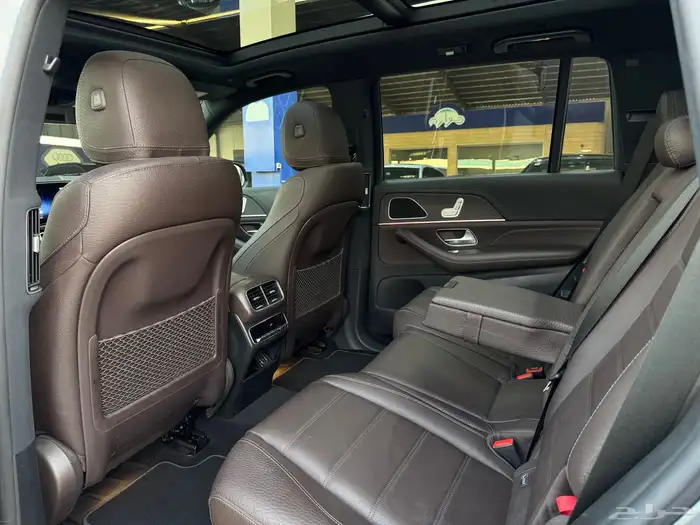 مرسيدس GLS450 2022 عداد 44 الف KIT AMG 6