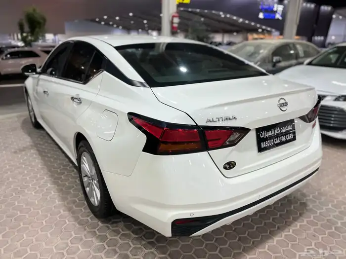 نيسان التيما. 2023 16