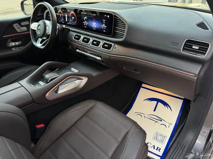مرسيدس GLS450 2022 عداد 44 الف KIT AMG 8