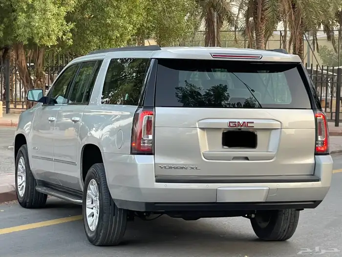 جي ام سي يوكن XL-2020 10