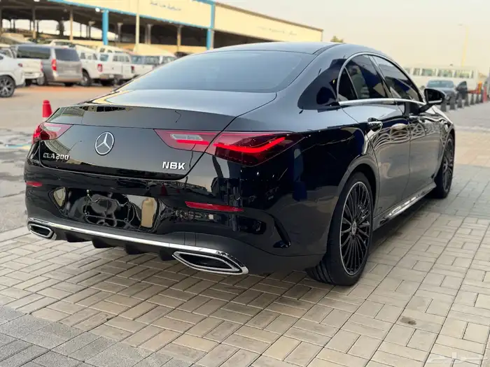 مرسيدس CLA200 2025 على الضمان عداد 5 الاف 2