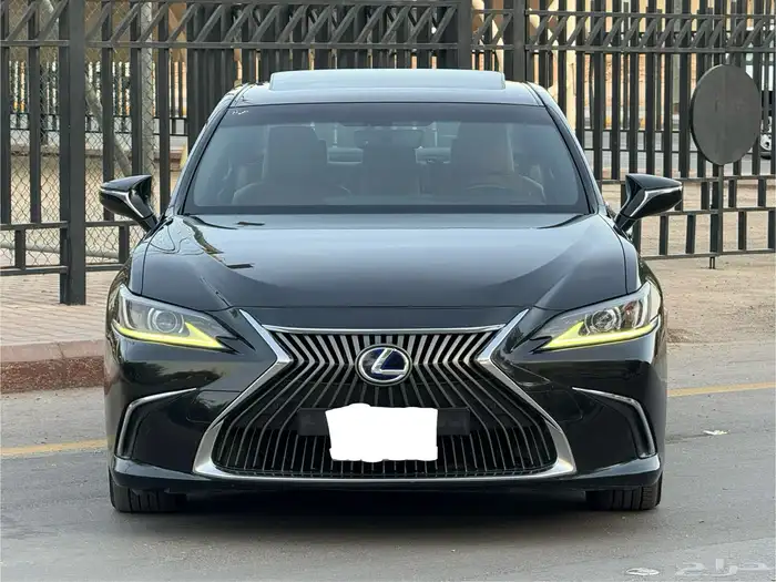 لكزس ES300H 2021 ممشى 80 الف فقط 0