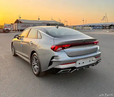 كيا K5 فل بدون بنورما 2021 بحالة الوكاله للبيع 3