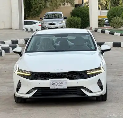 كيا K5 موديل 2022 شرط نظيف 0