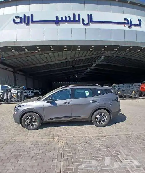 كيا سبورتاج لارج ستاندر مكينة 2000 و 1500 موديل 2025 3