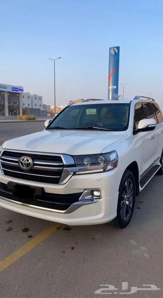 لاندكروزر GXR جكسار تورينق 2020 L5 فل كامل 0
