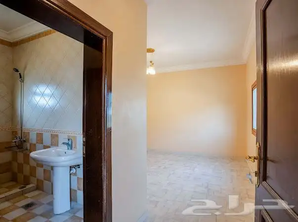 فيلا للبيع في حي المحمدية ضاحية البساتين 11