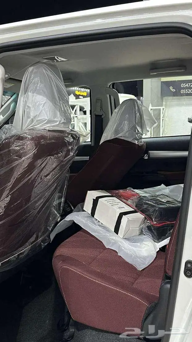 تويوتا هيلوكس 12