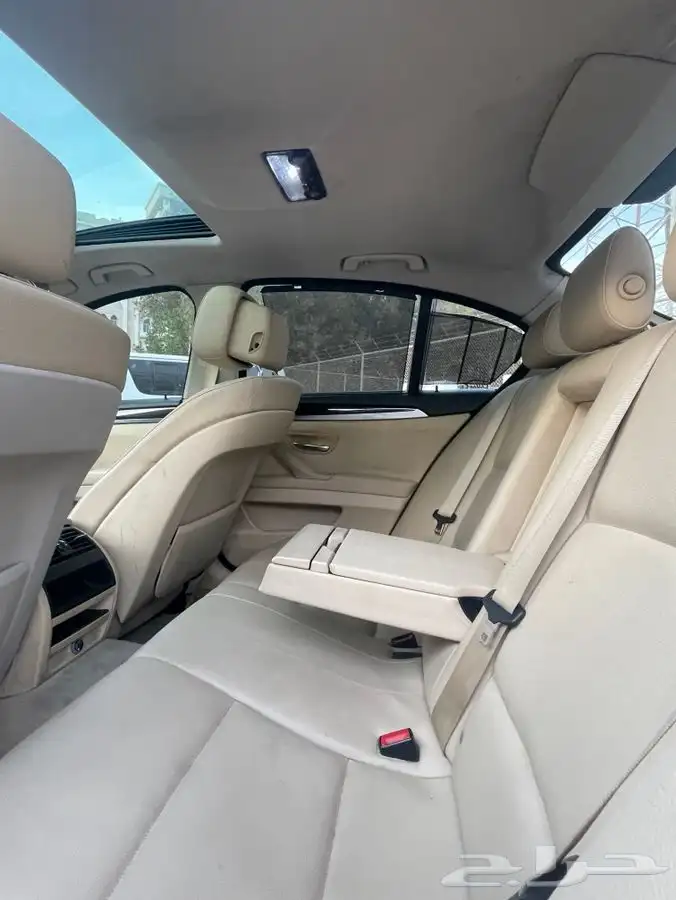 للبيع BMW -2013 -520 الحد 28 12
