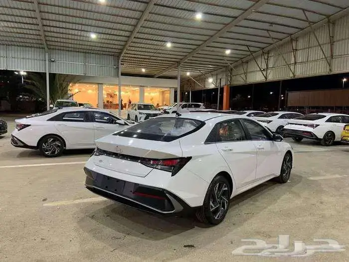 هونداي النترا 2025 بنزين كمفورت 1500Cc مستورد (اصفار) 7