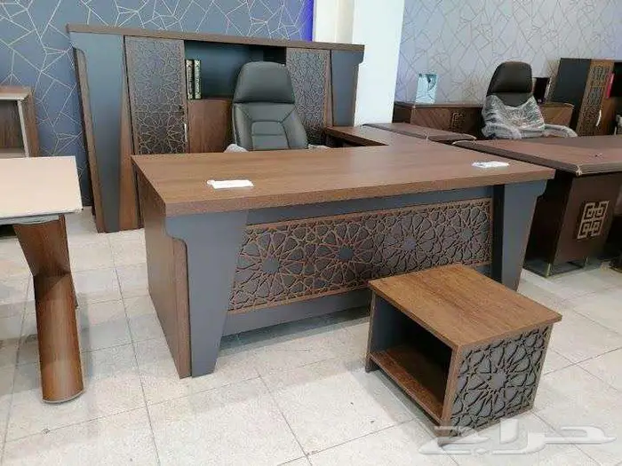 مكاتب سكرتاريه درج مقاس وسط طقم مودرن طاولات فخم كرسي جلد 33