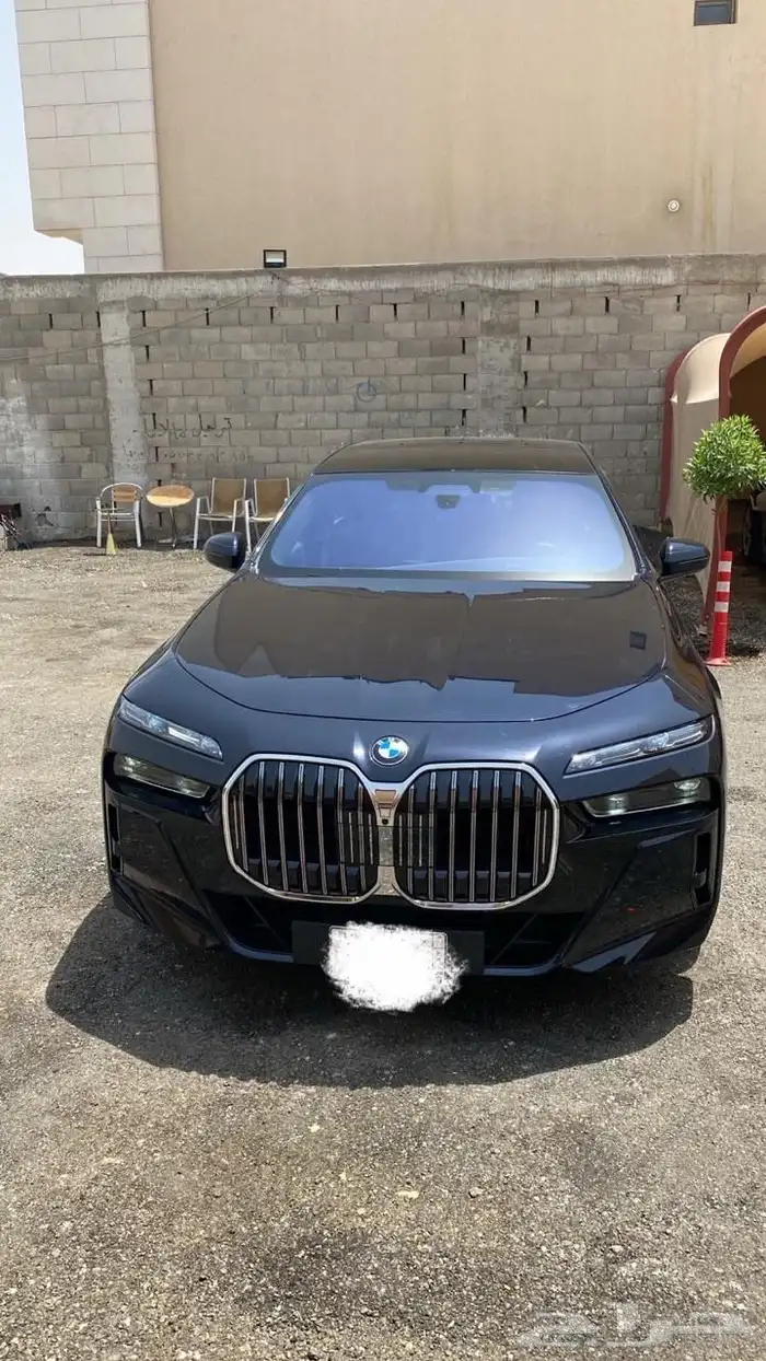 موديل 2025 735 BMW 1