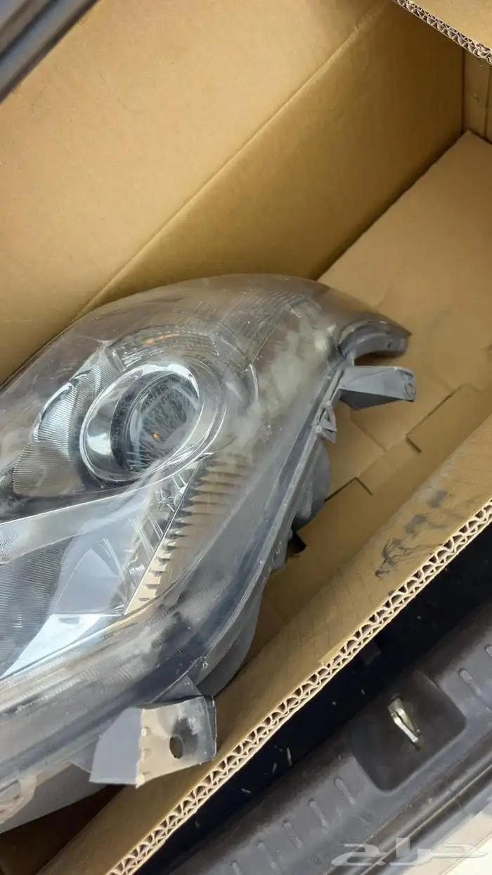 شمعه كامري يمين 2010-2011 ديبو 1