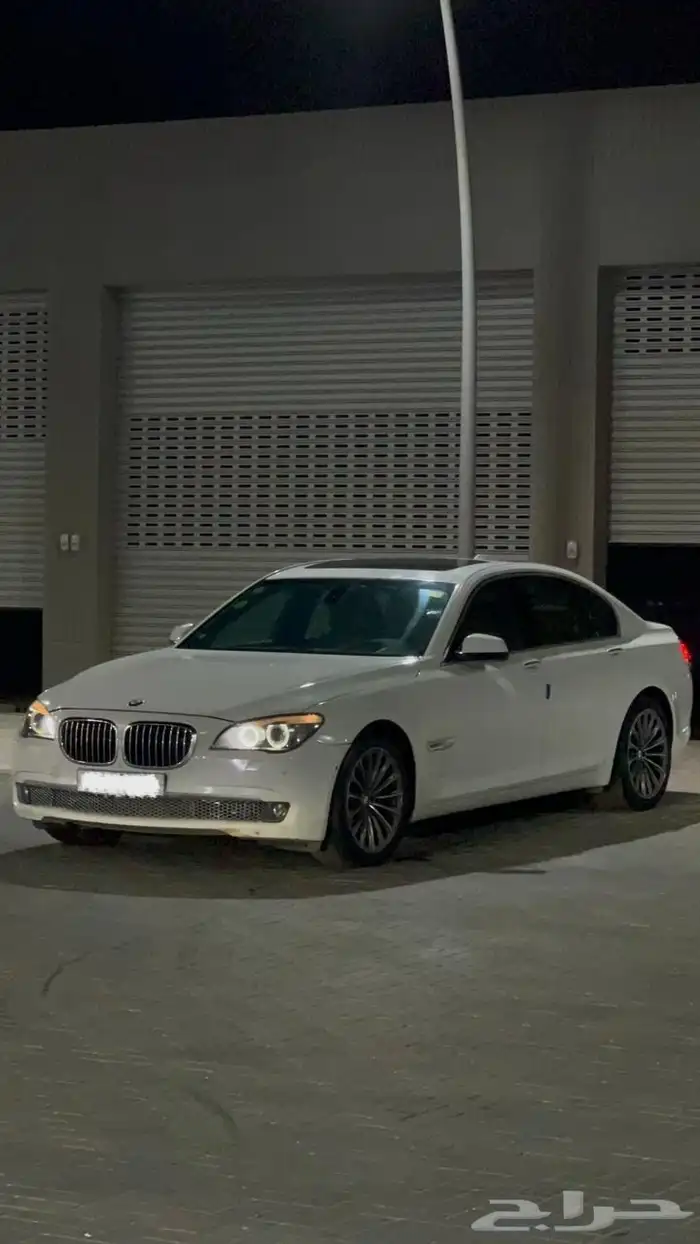 بي ام دبليو 2011 BMW -740 يوجد ورقه فحص كمبيوتر 12