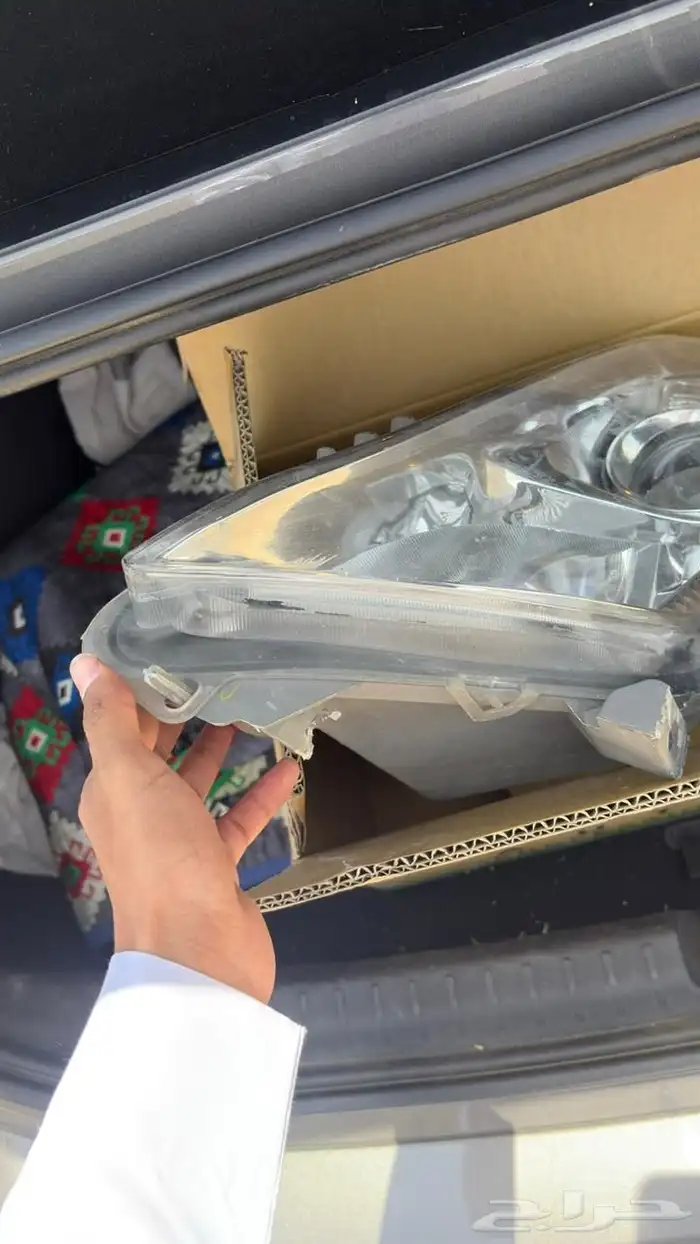 شمعه كامري يمين 2010-2011 ديبو 2