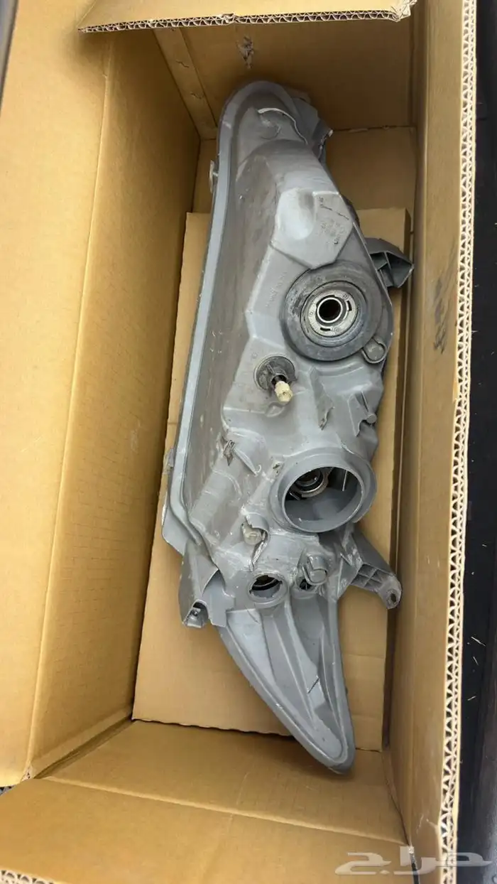 شمعه كامري يمين 2010-2011 ديبو 5