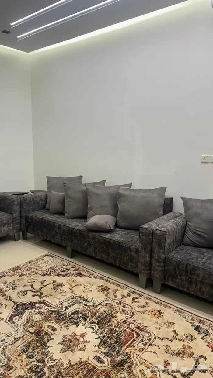 للبيع كنب نظيف بالحيل 5