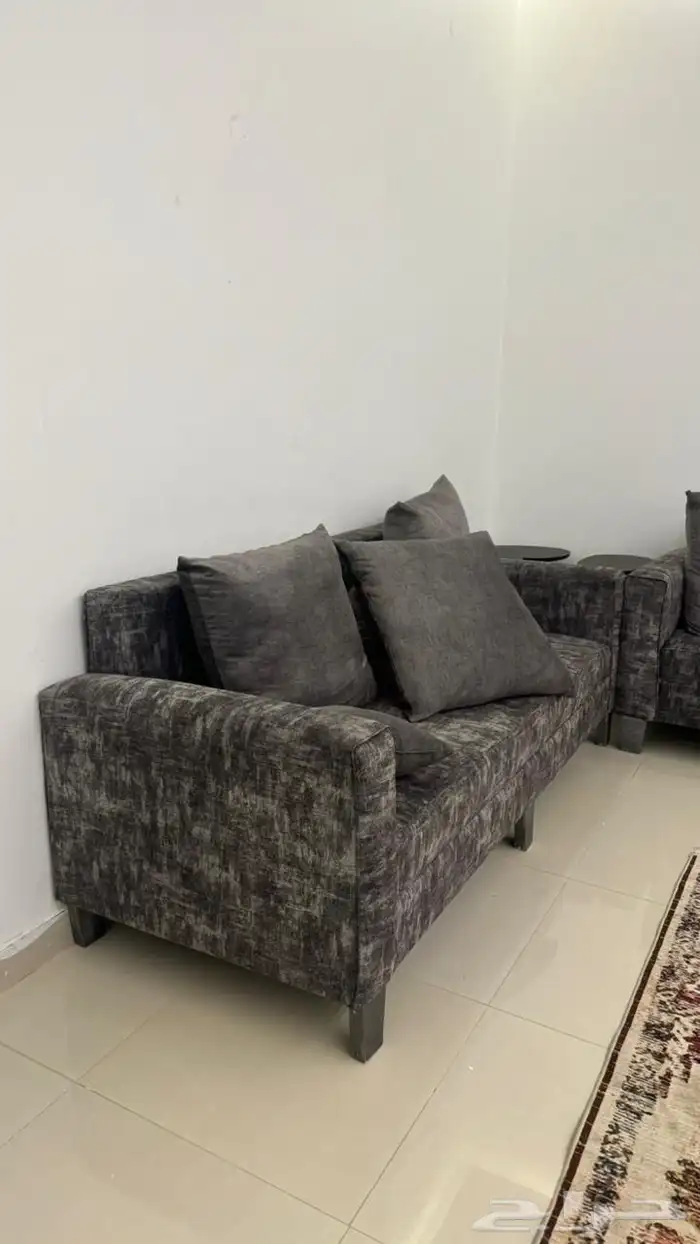 للبيع كنب نظيف بالحيل 1