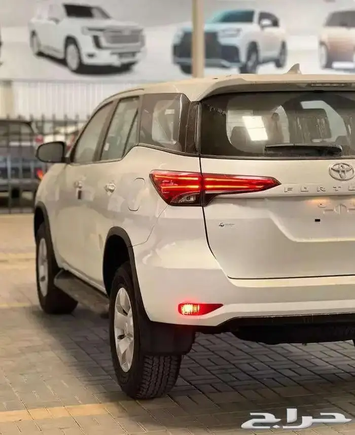 تويوتا فورشنر GX 2 ديزل 2400 دبل 2025 12