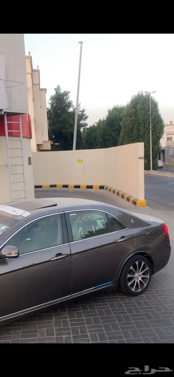 جيلي اي سي 8 فل كامل 6
