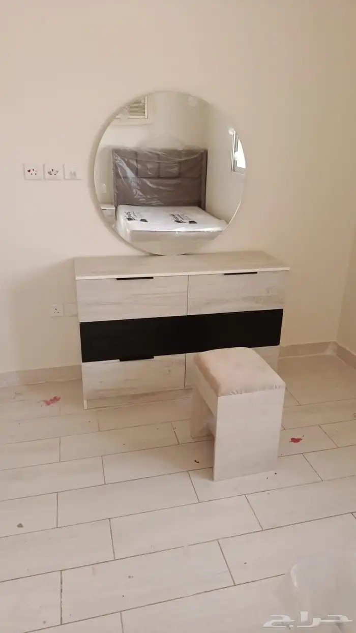 beds and blankets and pillows 9