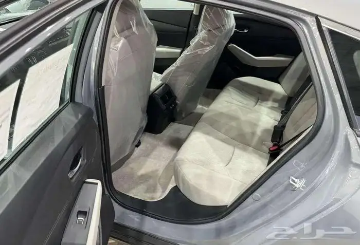 هوندا اكورد LX ستاندر 2025 اصفار سعودي 7