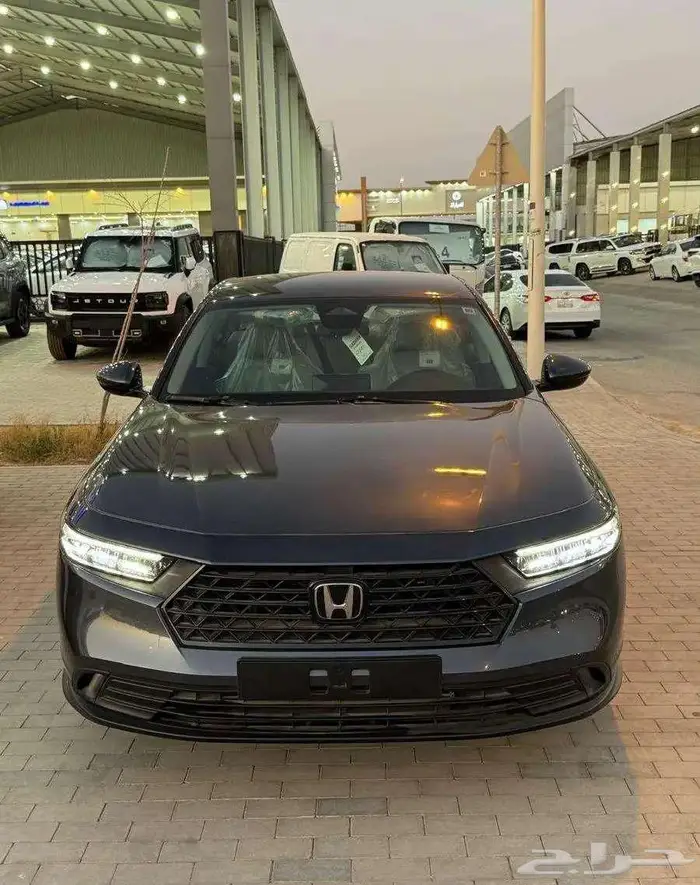 هوندا اكورد LX ستاندر 2025 اصفار سعودي 0