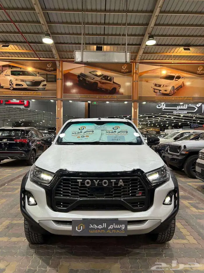 عرض خاص تويوتا هايلكس GR SPORT V6 دبل اوتوماتيك خليجي 2025 2