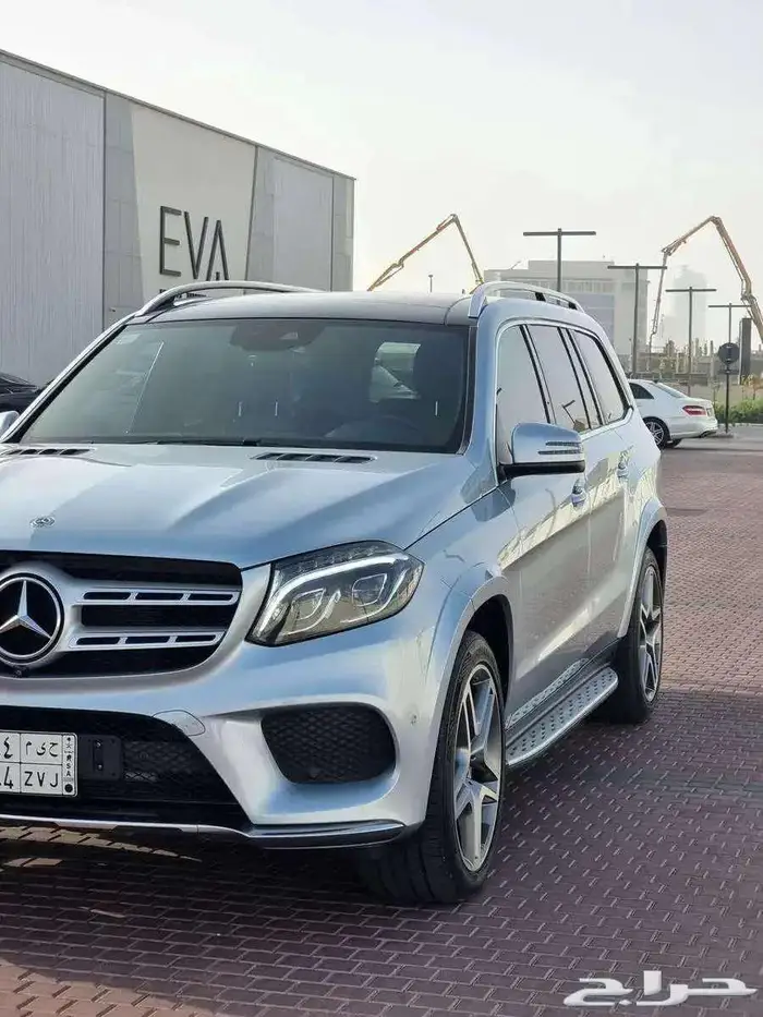 مرسيدس 500 GLS موديل 2018 1