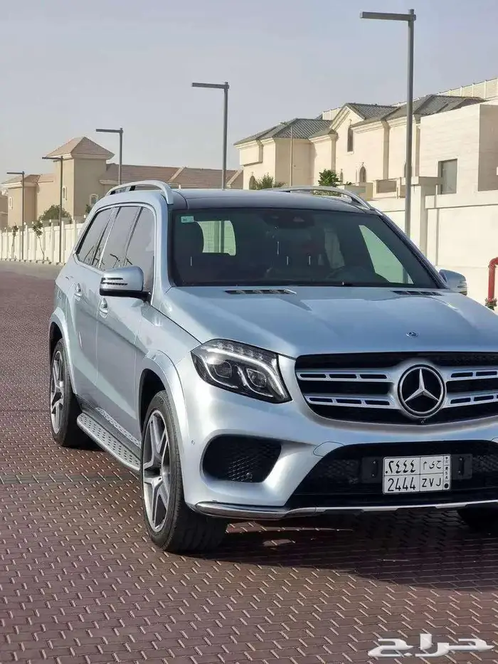 مرسيدس 500 GLS موديل 2018 22