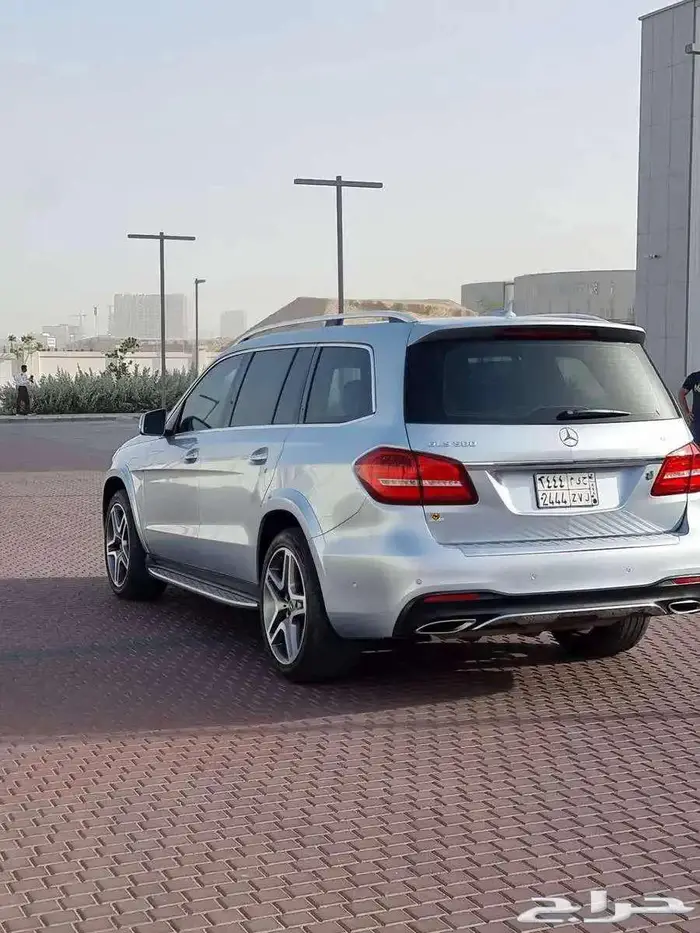 مرسيدس 500 GLS موديل 2018 14