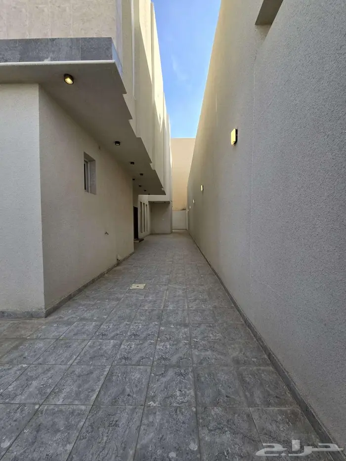 فلل فاخرة للبيع بحي الإسكان خميس مشيط 5