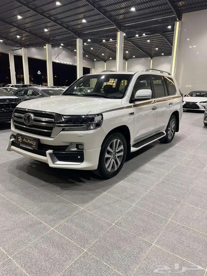 لاند كروزر vxr 2019 2